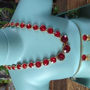 July Ruby Red Graduated Faucets Glass Unsigned Gold Necklace with Earrings